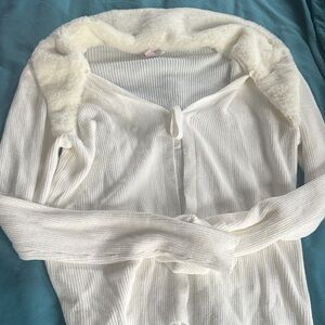 White Ribbed Cardigan with Faux Fur Collar